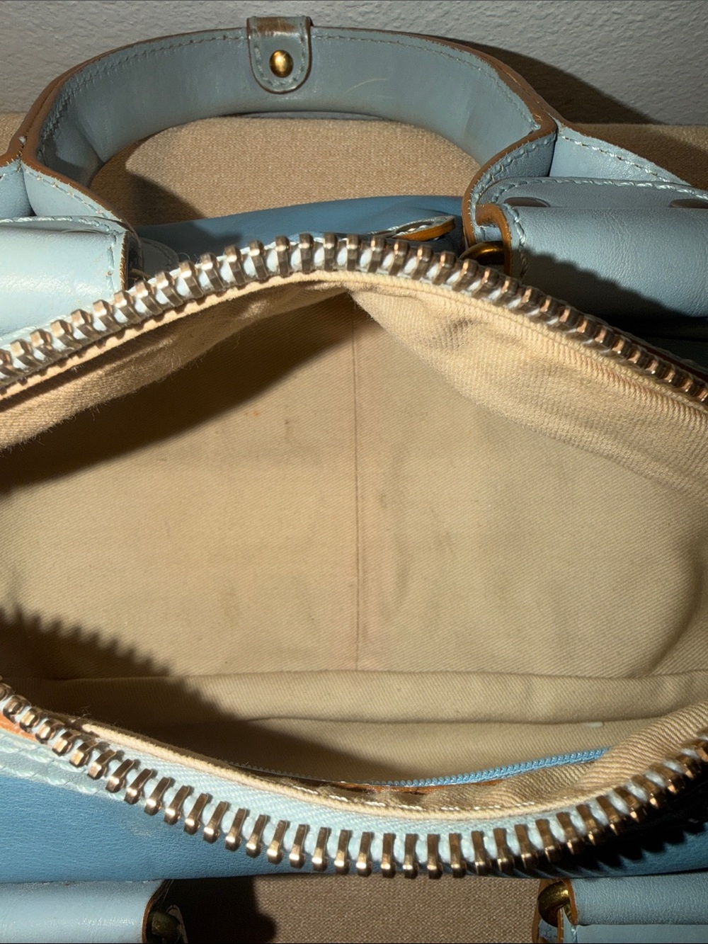 Chloé Blue Leather Boston Tote Bag - Picture 12 of 13